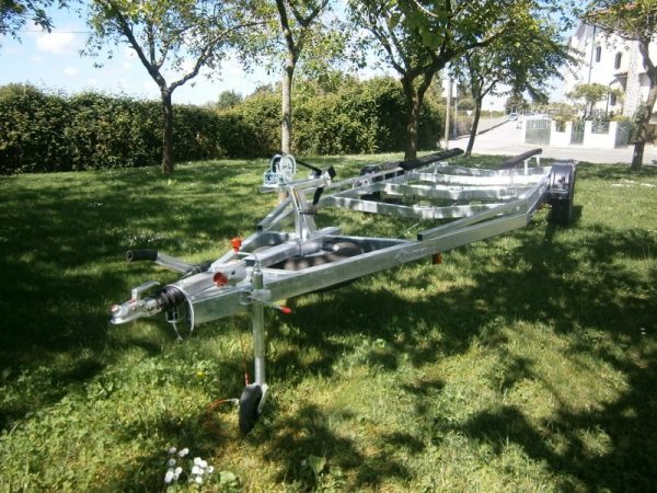 REBOQUE DE BARCO - NQNA.700.200 J14 G